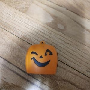 Bath and body works pumpkin sanitizer holder